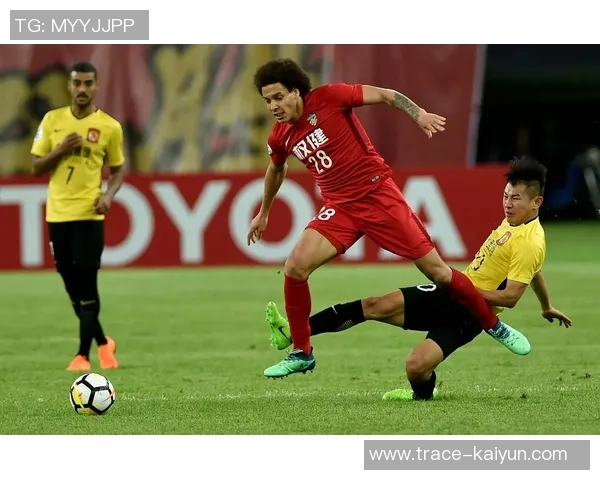 恒大足球广告引领潮流展现中国足球新风貌与激情魅力