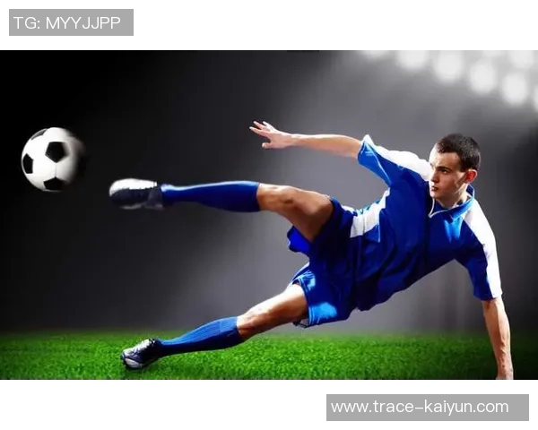 足球运动员的一天：从晨练到赛场的全景生活记录与心路历程